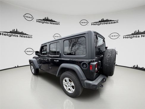 Used 2020 Jeep Wrangler Unlimited Sport S image 3