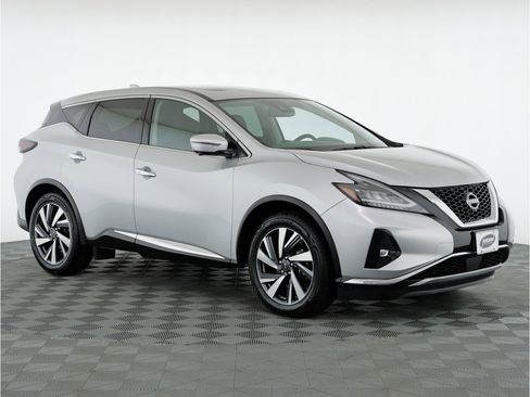 Used 2023 Nissan Murano SL w/ SL Moonroof Package image 3
