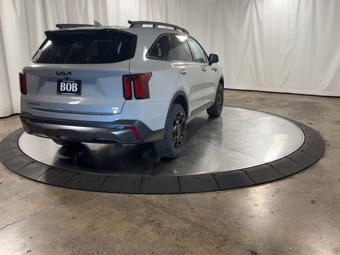 New 2025 Kia Sorento SX image 8