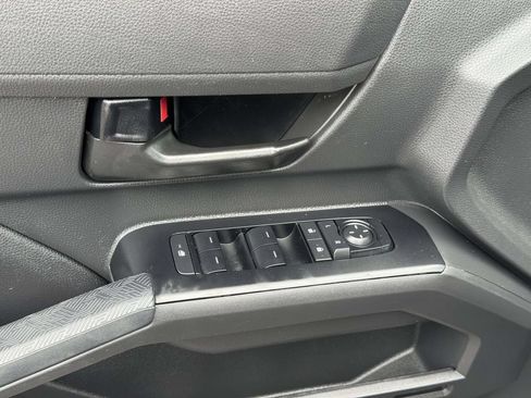 Used 2025 Toyota Tacoma SR5 RWD image 18