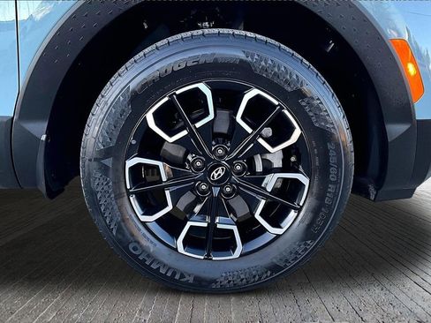 Used 2024 Hyundai Santa Cruz SEL image 9