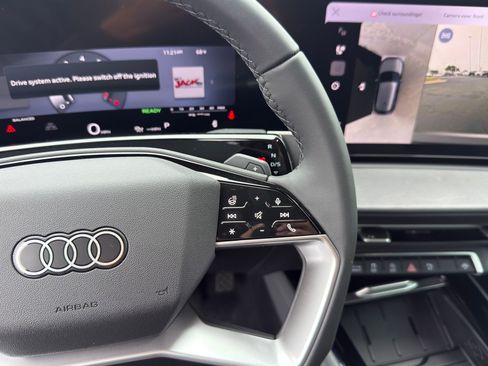 New 2026 Audi Q3 quattro 2.0T AWD/4WD image 17