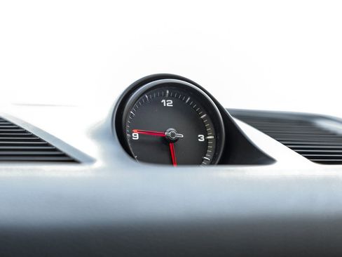 Used 2019 Porsche Cayenne AWD/4WD image 31