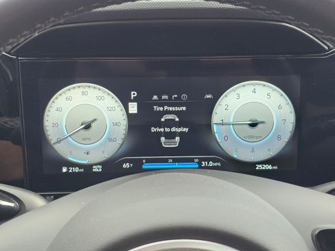Used 2024 Hyundai Elantra Limited FWD image 20