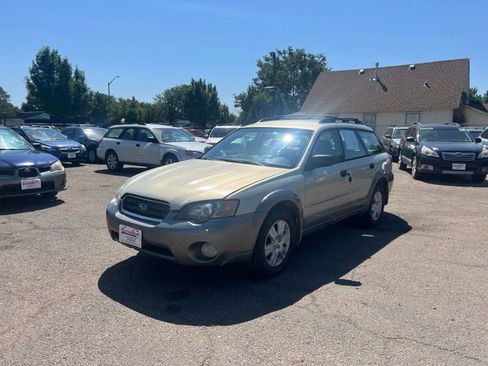 Used 2005 Subaru Outback 2.5i image 2