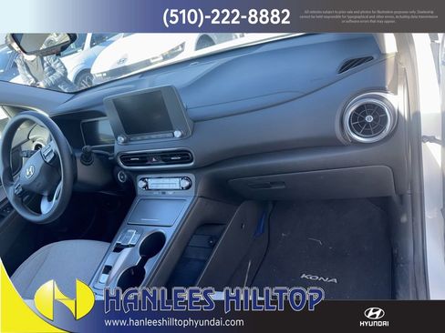 Used 2023 Hyundai Kona SE w/ Cargo Package image 4