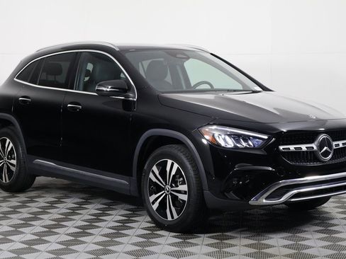 Certified 2025 Mercedes-Benz GLA 250 image 3