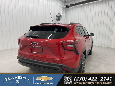 New 2026 Chevrolet Trax RS w/ Driver Confidence Package image 3