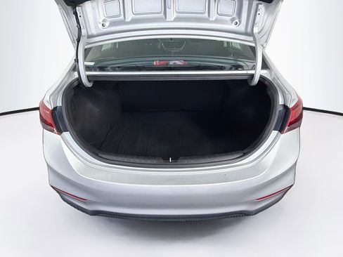Used 2022 Hyundai Accent SE FWD image 27