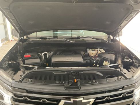 Used 2024 Chevrolet Silverado 1500 RST w/ Z71 Off-Road Package AWD/4WD image 22
