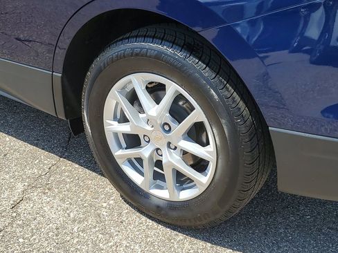 Certified 2022 Chevrolet Equinox LT FWD image 33