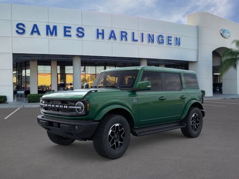 New 2025 Ford Bronco Outer Banks AWD/4WD image 1