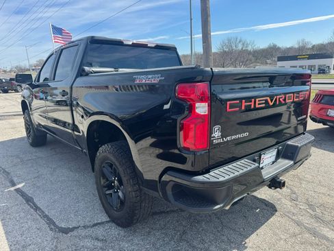 Used 2019 Chevrolet Silverado 1500 Custom Trail Boss w/ Custom Convenience Package image 6