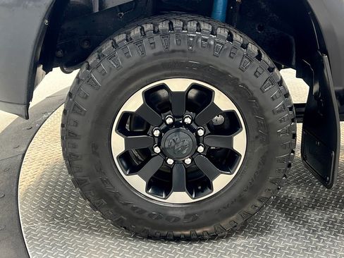 Used 2018 RAM 2500 Power Wagon w/ Leather & Luxury Group AWD/4WD image 39