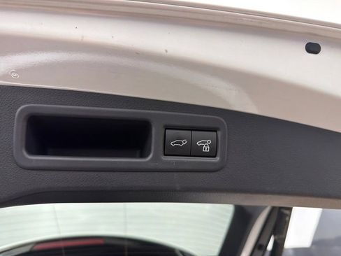 Used 2025 Lexus RX 350h AWD/4WD image 36