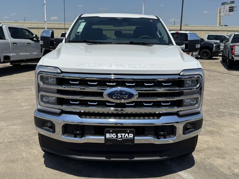 New 2026 Ford F250 Lariat w/ Chrome Package AWD/4WD image 3