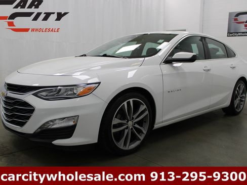 Used 2023 Chevrolet Malibu LT image 1