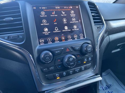 Certified 2018 Jeep Grand Cherokee Altitude image 29