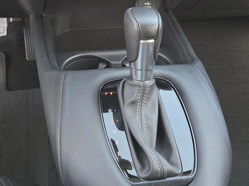 Used 2025 Honda HR-V LX image 23