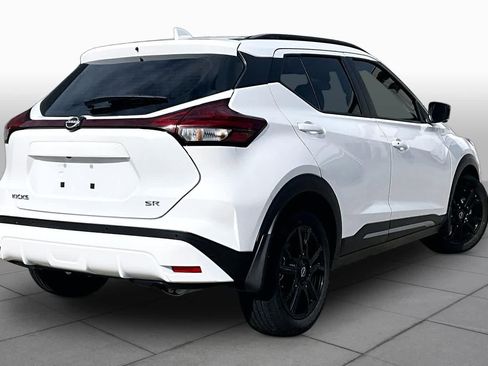 Certified 2023 Nissan Kicks SR w/ SR Premium Package FWD image 12