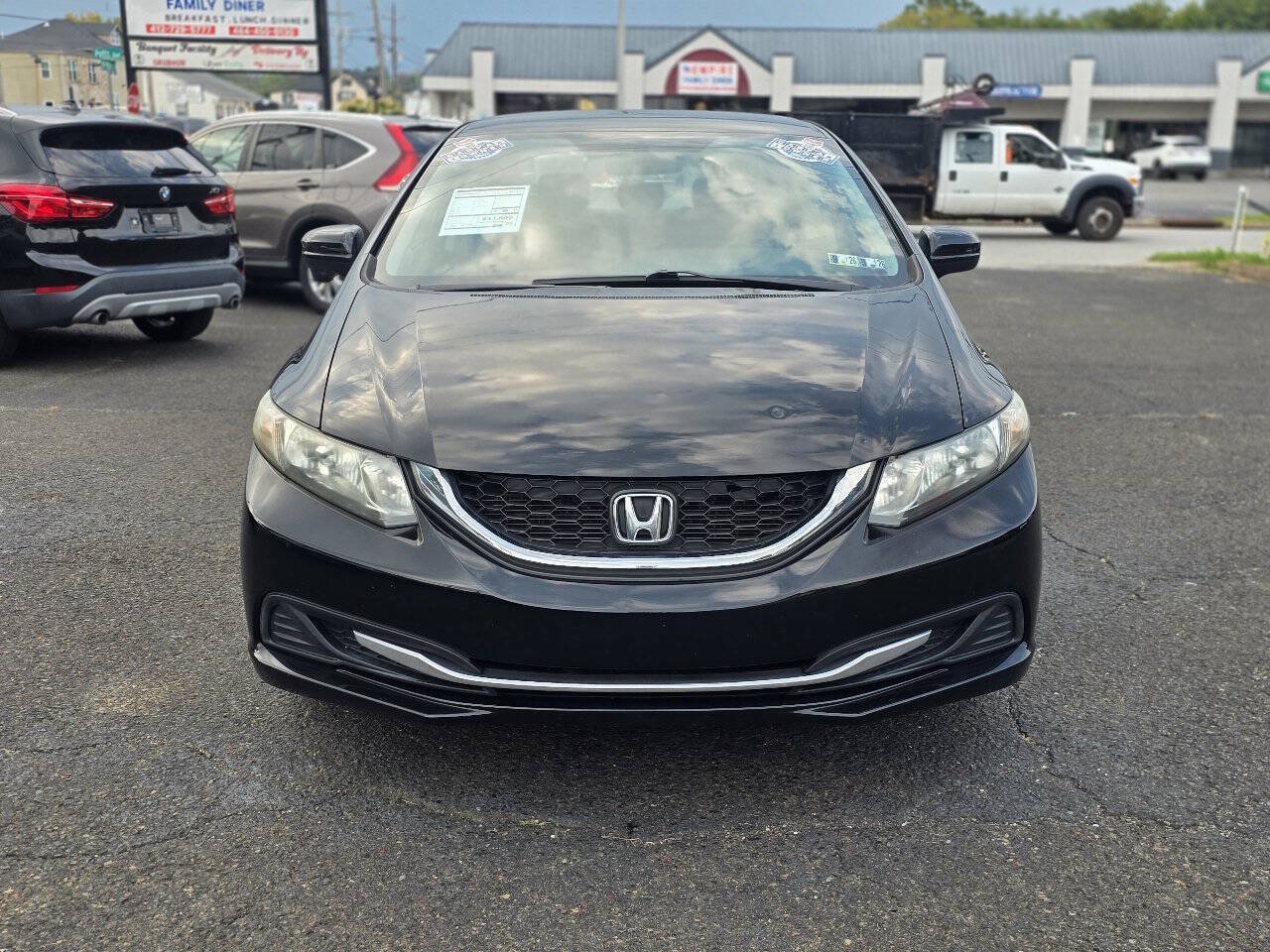 Used 2015 Honda Civic SE image 4