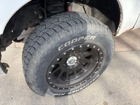 Used 2014 Ford F250 XLT w/ XLT Value Package image 9