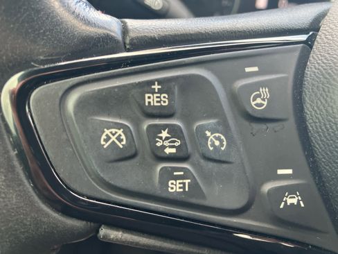Used 2022 Chevrolet Equinox RS w/ RS Leather Package FWD image 19