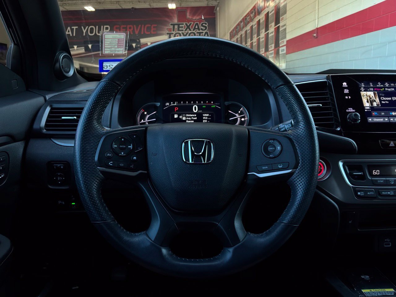 Used 2025 Honda Passport EX-L image 39