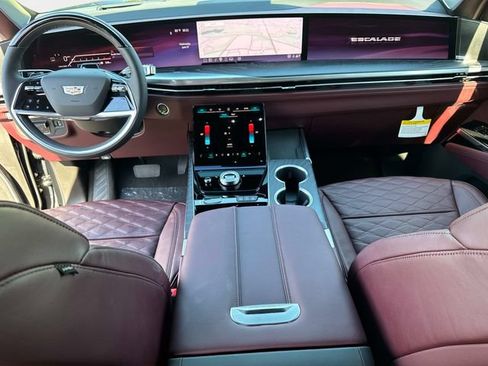 New 2026 Cadillac Escalade Sport w/ Touring Package AWD/4WD image 20