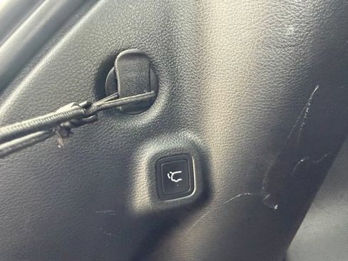 Used 2021 Jeep Compass Latitude FWD image 37