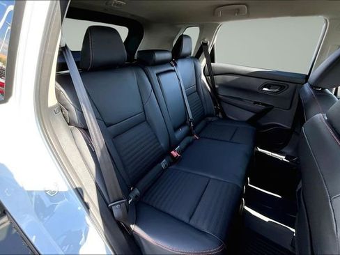 New 2026 Nissan Rogue SV AWD/4WD image 9