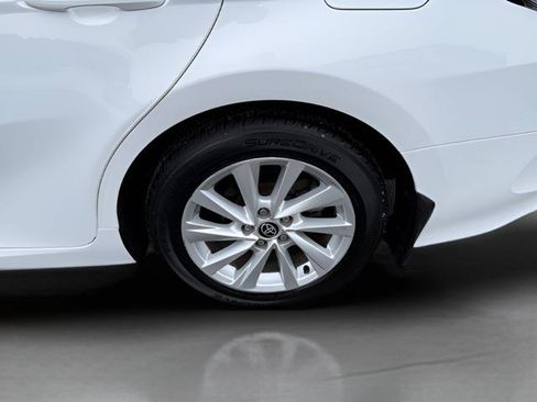 Used 2023 Toyota Camry LE w/ Convenience Package FWD image 21