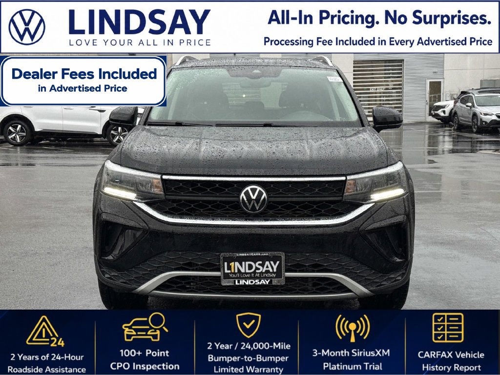 Used 2023 Volkswagen Taos SE w/ Panoramic Sunroof Package AWD/4WD image 8