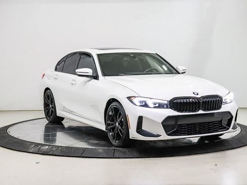 Used 2023 BMW 330i Sedan w/ M Sport Package RWD image 5