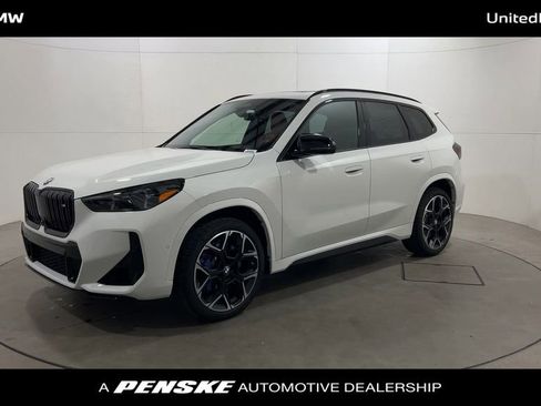 Used 2025 BMW X1 M35i w/ Premium Package image 4