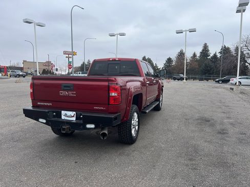 Used 2018 GMC Sierra 3500 Denali w/ Duramax Plus Package image 5