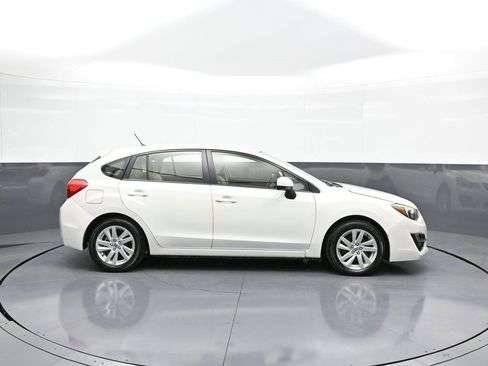 Used 2016 Subaru Impreza 2.0i Premium image 5