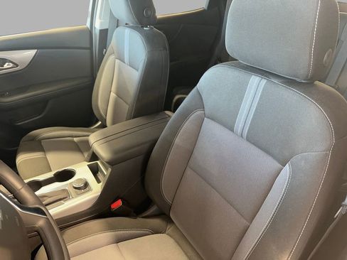 Used 2025 Chevrolet Blazer LT image 14