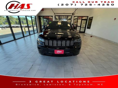 Used 2021 Jeep Grand Cherokee Laredo X AWD/4WD image 10