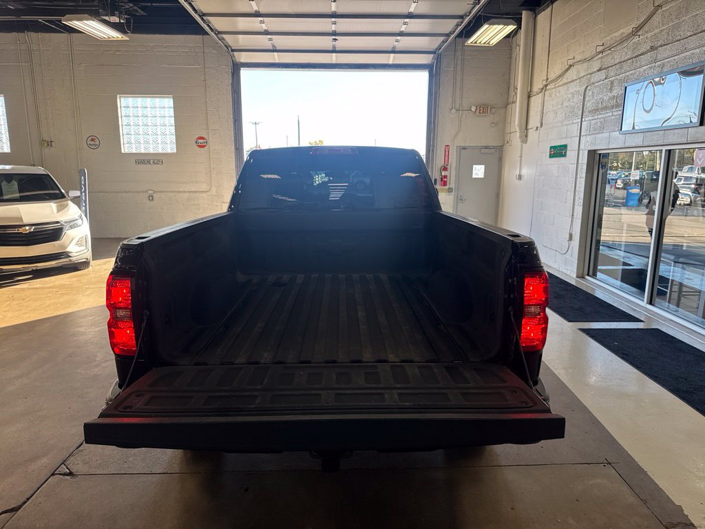 Used 2019 Chevrolet Silverado 1500 LT w/ All Star Edition AWD/4WD image 5