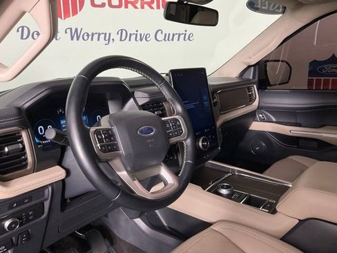 Certified 2022 Ford Expedition Limited image 13