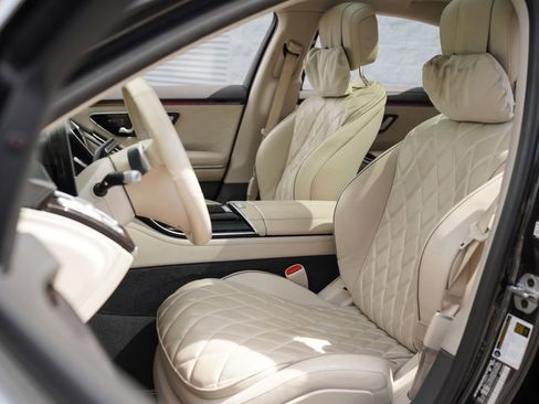 Used 2022 Mercedes-Benz S 500 4MATIC image 23