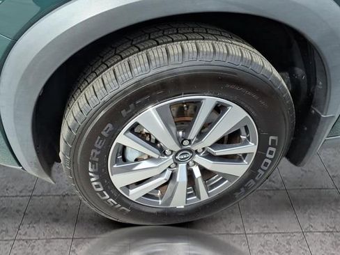 Used 2023 Nissan Pathfinder SL image 6