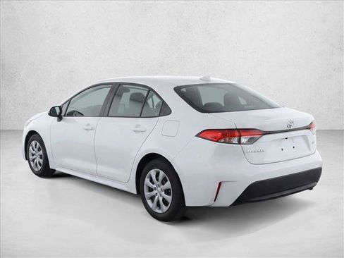 Used 2023 Toyota Corolla LE FWD image 5