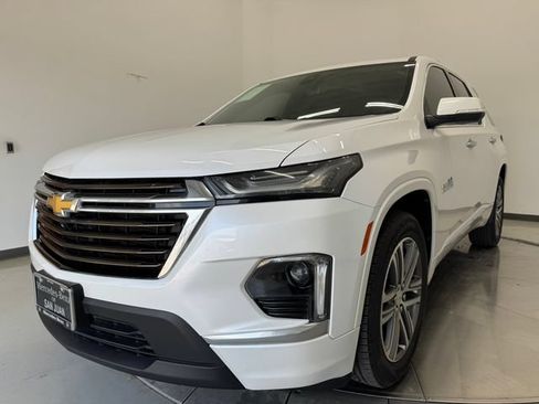 Used 2023 Chevrolet Traverse High Country w/ LPO, Floor Liner Package FWD image 30