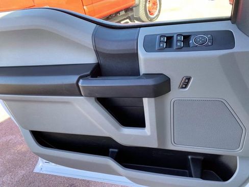 Used 2022 Ford F250 XL w/ STX Appearance Package RWD image 27