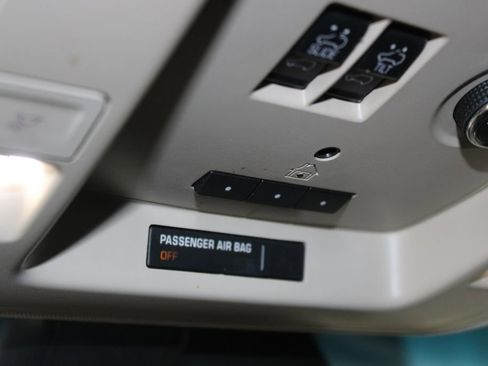 Used 2017 Chevrolet Tahoe LT w/ LT Signature Package image 53