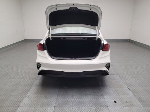 Used 2022 Kia Forte LXS image 29