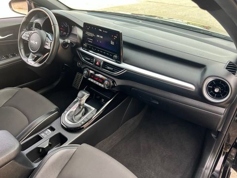 Certified 2024 Kia Forte GT-Line FWD image 20