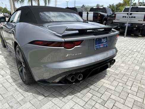 Used 2020 Jaguar F-TYPE SVR AWD/4WD image 11